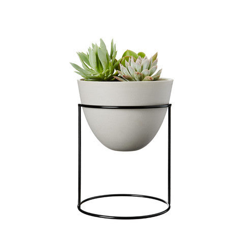IVY MUSE NEST STAND + POT, BLACK & FEATHER GREY